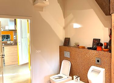 Getaway in an immense farmhouse from 1800 - 21