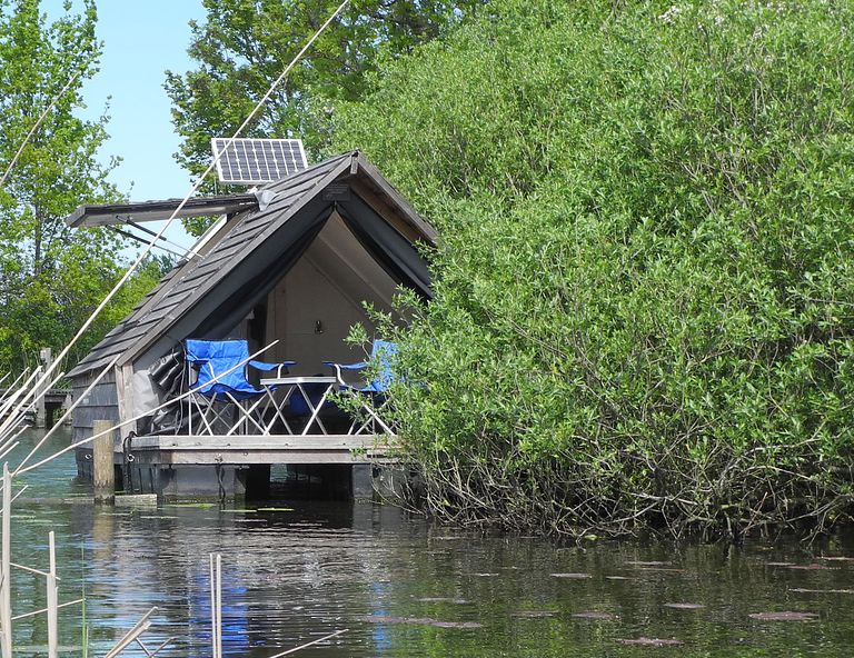 Slapen op een vlot. Ervaar rust en natuur!  - 1