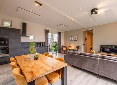 Comfortable holiday home near river Meuse - 8
