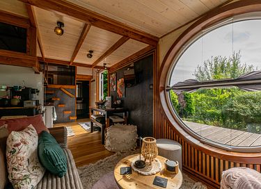 Tiny House with Private Jacuzzi  - 3