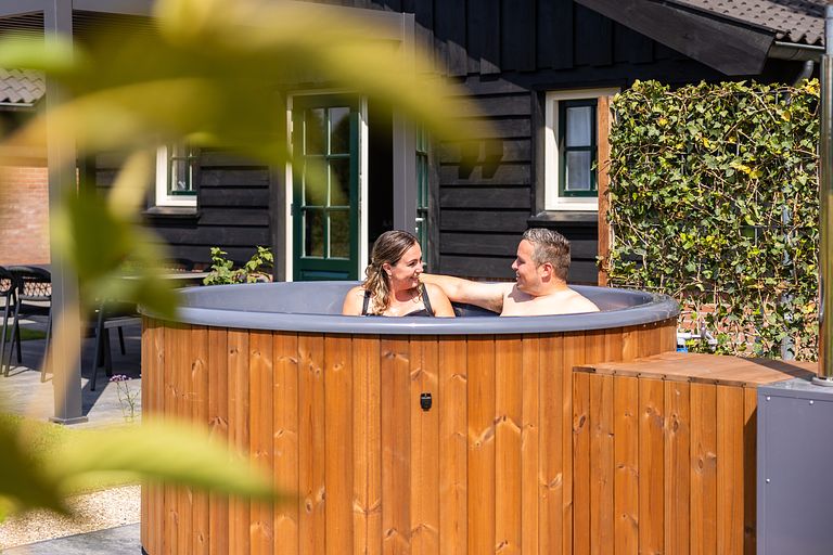 Hutte Mit Whirlpool Fur 2 Personen