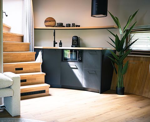 Chalet design avec bain à remous, sauna et terrasse sur le toit - 5