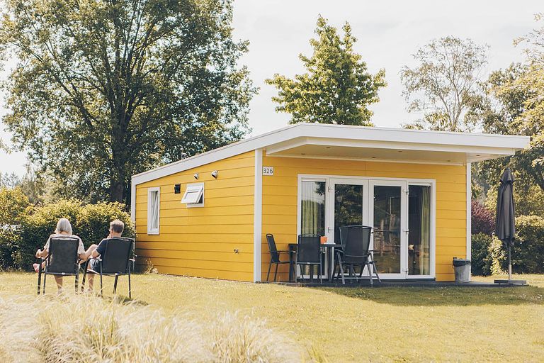 Farverigt chalet til 4 personer i Gelderland - 1