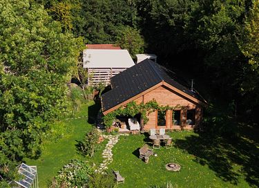 Attractive log cabin close to beach and sea - 2