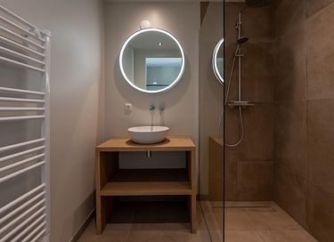 Spacious penthouse close to the sea - 11