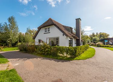 Detached vacation home on a nice park - 2