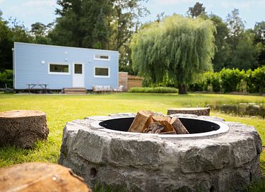 Schönes Tiny House mit Teich und Feuerstelle - 35