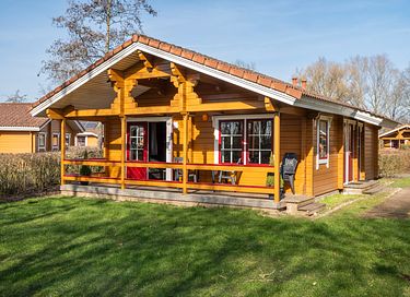 Chalet confortable dans un parc confortable - 2