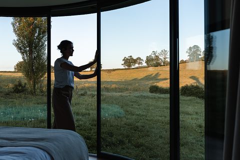 Panoramic suite in Burgundy - 3