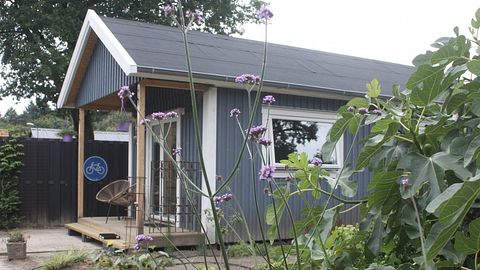 Tiny house for 2, possibly with dinner - 4
