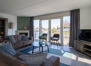 Luxury waterfront holiday home with sauna - 6