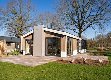Ruime chalet in het groene hart van Flevoland