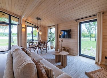 Houten vakantiehuis met meerzicht - 8