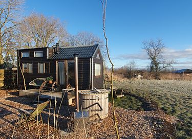 Schönes Tiny House mit Hot-Tub und Kelo-Sauna