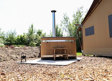Spacious glamping tent (2p) with hot tub - 2
