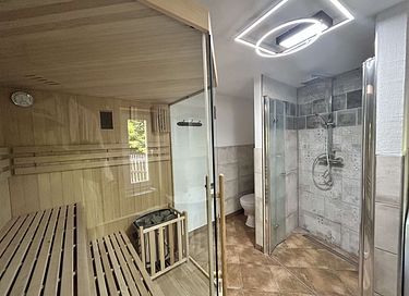 Sfeervol Vakantiehuis met Wellness  - 18