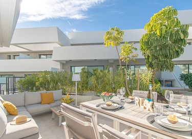 Luxe appartement met privé zwembad - 27