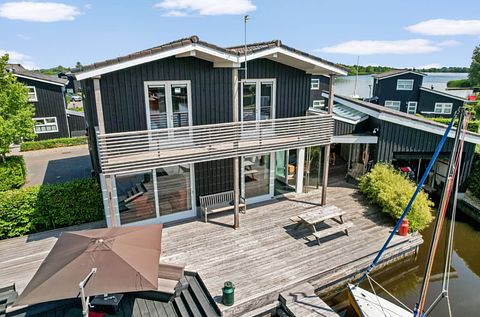 Family villa with wellness on the Sneekermeer - 4