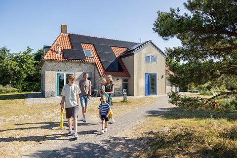 Ferienwohnung mit eigenem Pool auf Ameland - 2