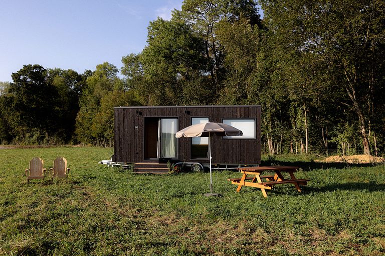 Tiny House auf der Wiese - 1