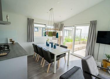 Waterfront vacation home for 6 people - 7