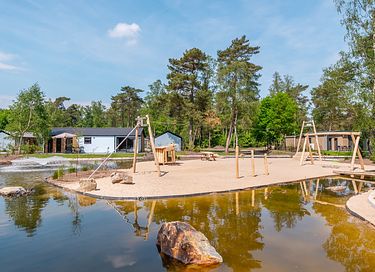 Knus Tiny House op een bosrijk vakantiepark - 24