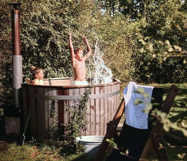 Knus tenthuisje met hottub in het groen - 1