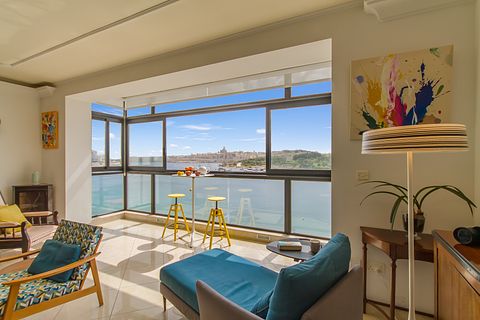Luxuriöse Wohnung mit Blick auf die Bucht - 5