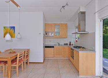 Bungalow by a beautiful lake in Zeeland (6p) - 6
