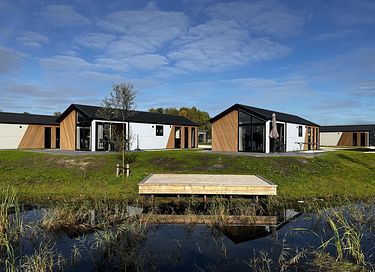 4-person chalet near a lake in Overijssel - 14