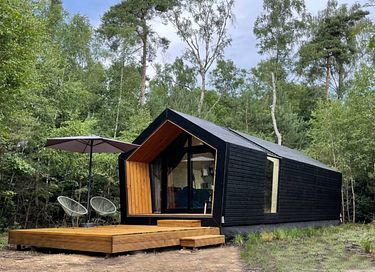 Duurzame design lodge met romantisch bad - 9