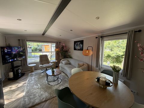 Chalet en pleine nature avec jacuzzi extérieur - 4