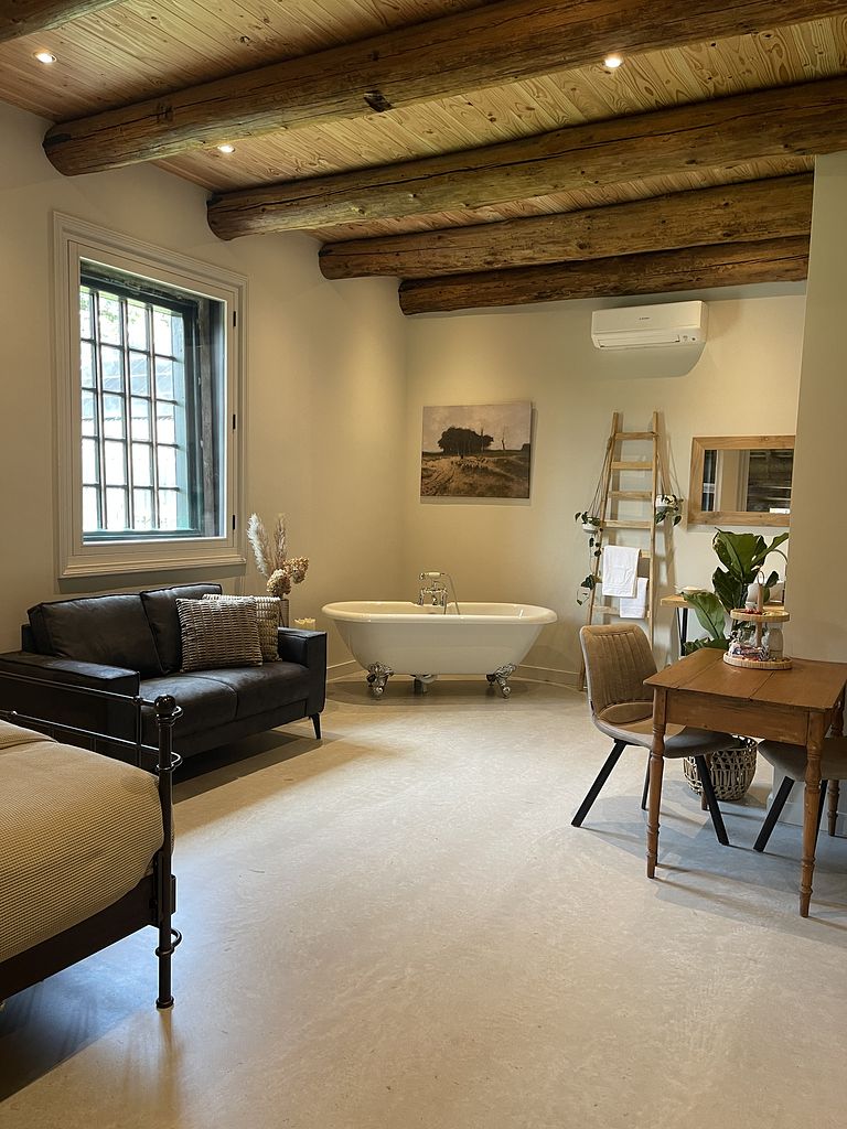 Apartamento con bañera en una antigua granja - 1