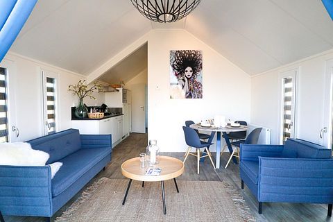 Tiny house près de l'eau en parc - 5