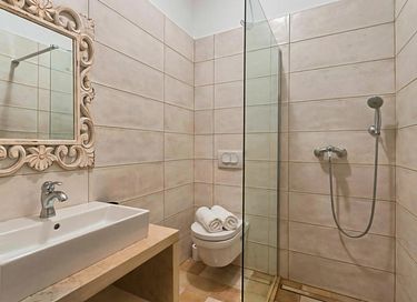 Luxe villa met zwembad en uitzicht - 38