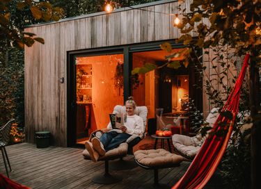 Maison dans la forêt avec jardin de bien-être privé