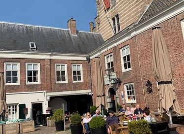 Sleep in the oldest inn in the Netherlands - 4
