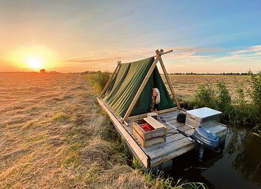 Unique stay on a motorized raft - 11