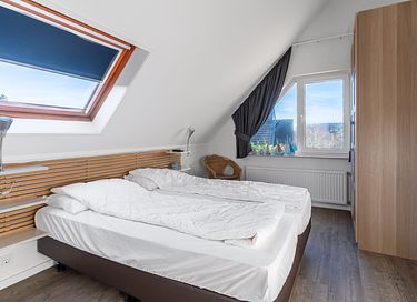 Holiday home with garden close to the sea - 9