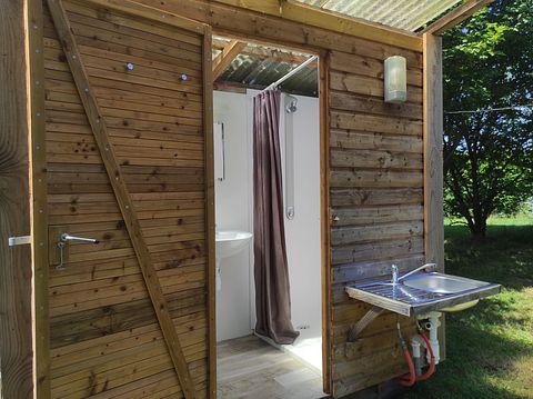 Luxury safari lodge on French campsite - 3