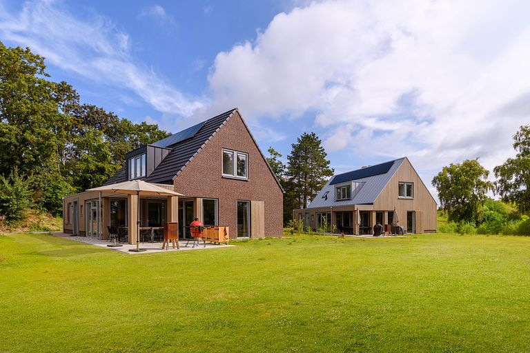 Group accommodation on a park in Drenthe - 1