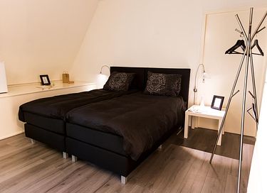 Slapen op de hooizolder van een oud koetshuis - 9