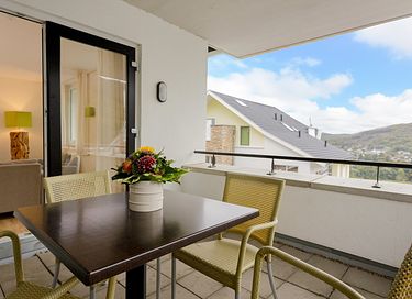 Comfortable apartment with terrace & views - 4