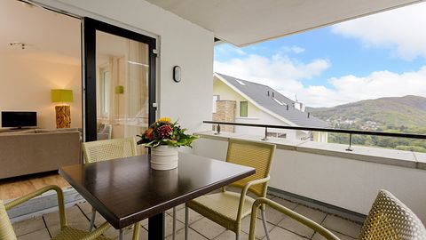 Comfortable apartment with terrace & views - 4
