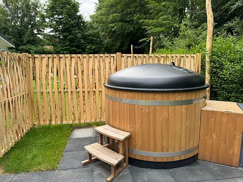 Luxe 2-persoons safaritent met hottub - 2