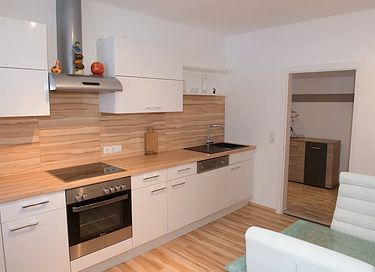 Modern appartement met bergzicht en balkon - 10