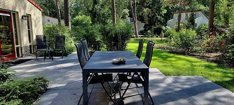Luxuriöse Ferienwohnung mit privatem Wellness und Garten - 3