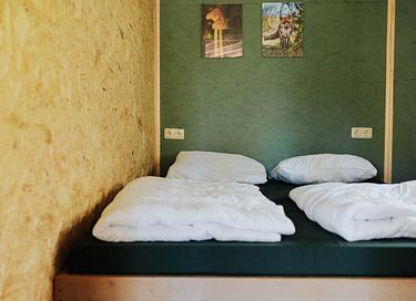 Schlafen unter den Bäumen mit 10 Personen - 23