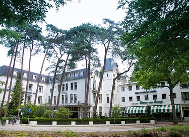 Un hôtel classique à la frontière entre la ville et la nature - 31