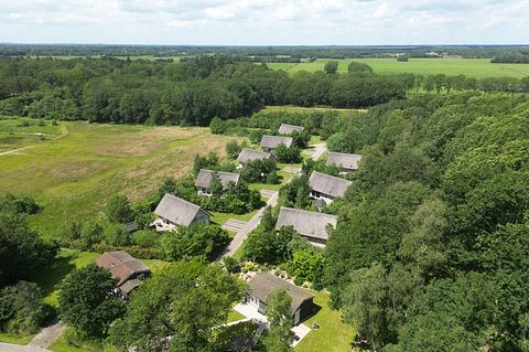 Ruime 8-persoons vakantiewoning in Drenthe - 3